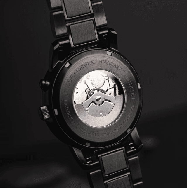 Black Wristwatch Image 4